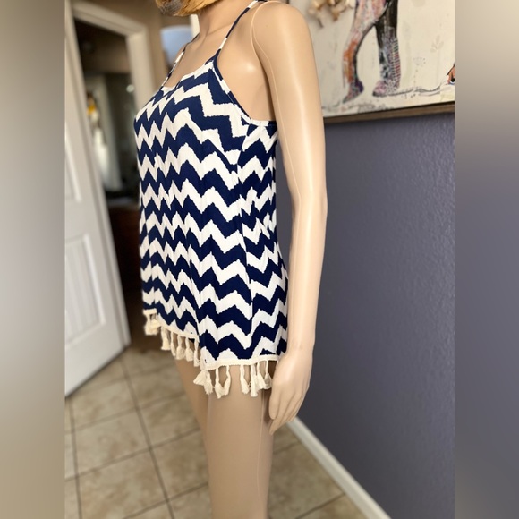 P.S.Kate Trim Tank - Picture 4 of 5